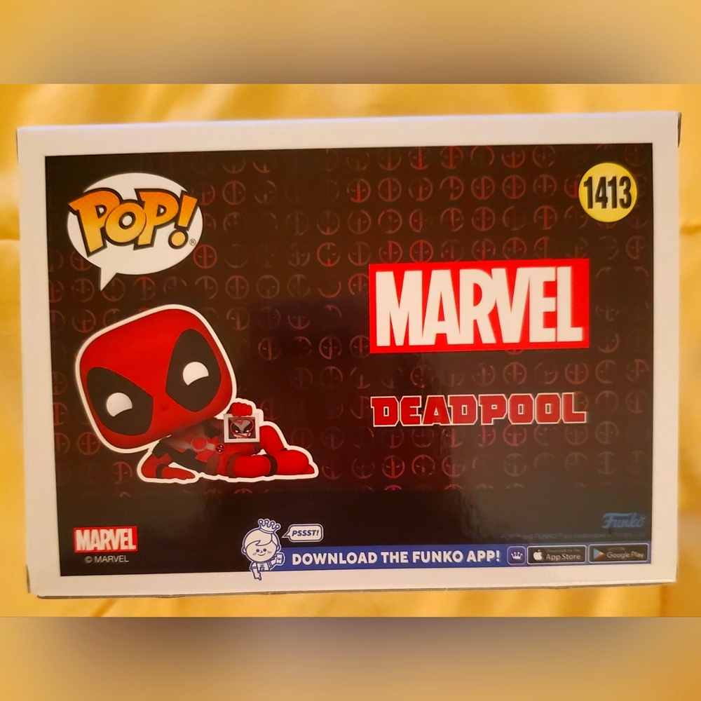 NIB FUNKO POP Deadpool, Ltd Edition #1413, Holding Wolverine Photo, Bobblehead - Picture 2 of 6